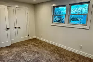 696 N Delaware Ave, Lindenhurst, NY 11757 - Photo 14