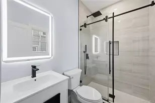 14 Fawn Ln, Westbury, NY 11590 - Photo 24