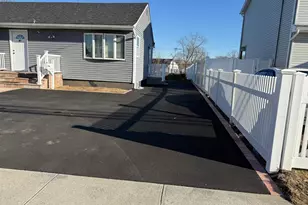 447 Albany Ave, Amityville, NY 11701 - Photo 10