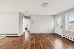 1354 Brooklyn Blvd, Bay Shore, NY 11706 - Photo 28