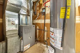 15-37 144th St, Whitestone, NY 11357 - Photo 36