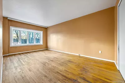 1537 144th Street, Whitestone, NY 11357 - Photo 20