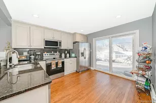 22 Francine Dr N, Massapequa, NY 11758 - Photo 4