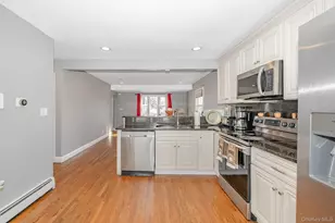 22 Francine Dr N, Massapequa, NY 11758 - Photo 2