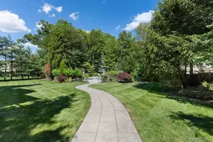 9 Ronwood Rd, Chestnut Ridge, NY 10977 - Photo 40