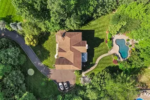 9 Ronwood Rd, Chestnut Ridge, NY 10977 - Photo 6