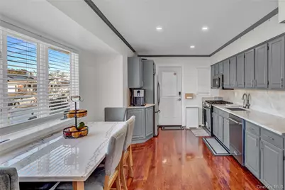 14 Lisa Drive, Deer Park, NY 11729 - Photo 10