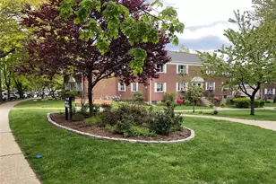 224-04 Manor Rd, Queens Village, NY 11427 - Photo 24