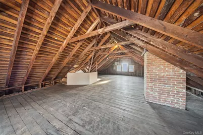 29 Beacon Street, Middletown, NY 10940 - Photo 24