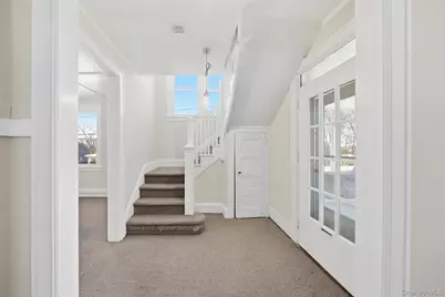 29 Beacon Street, Middletown, NY 10940 - Photo 8