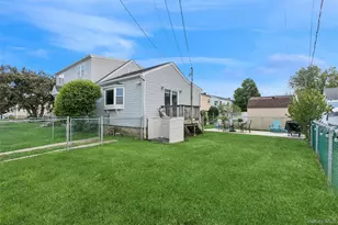 276 Hudson Ave, Freeport, NY 11520 - Photo 22