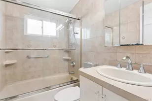 276 Hudson Ave, Freeport, NY 11520 - Photo 12