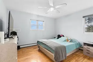 276 Hudson Ave, Freeport, NY 11520 - Photo 10
