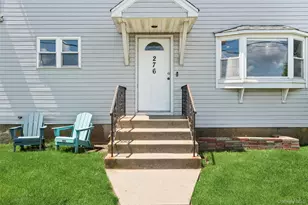 276 Hudson Ave, Freeport, NY 11520 - Photo 4