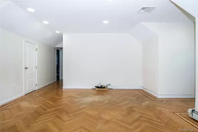 89 Ridgewood Avenue #2, Yonkers, NY 10704 - Photo 10