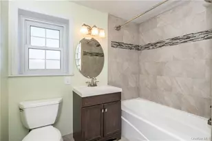 89 Ridgewood Ave, Yonkers, NY 10704 - Photo 8