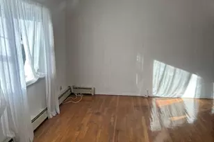 162 Rolling St, Malverne, NY 11565 - Photo 2