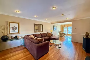 63-54 77th St, Middle Village, NY 11379 - Photo 8