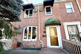 63-54 77th St, Middle Village, NY 11379 - Photo 2