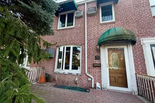 63-54 77th St, Middle Village, NY 11379 - Photo 16