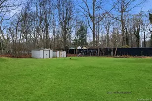 513 Starlight Dr, Shirley, NY 11967 - Photo 24