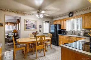 513 Starlight Dr, Shirley, NY 11967 - Photo 10