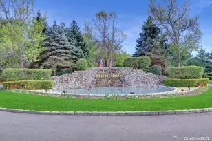 9 Shelly Ln, Mount Sinai, NY 11766 - Photo 2