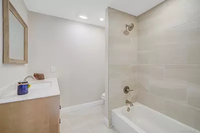 212 Babylon Turnpike, Merrick, NY 11566 - Photo 18