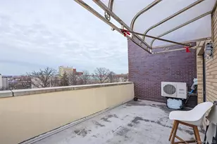 138-12 Northern Blvd N, Flushing, NY 11354 - Photo 16