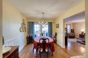 7 Birkdale Ct, Poughkeepsie, NY 12603 - Photo 8