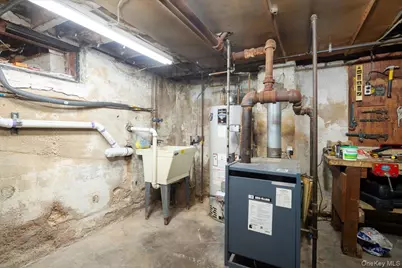 21 Cornell Street, Williston Park, NY 11596 - Photo 22