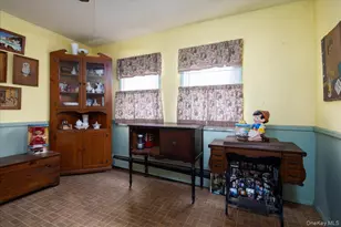 21 Cornell St, Williston Park, NY 11596 - Photo 12