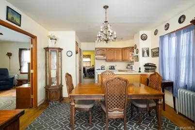 21 Cornell Street, Williston Park, NY 11596 - Photo 10