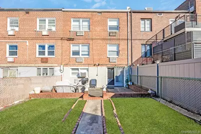 60-56 75th Street, Middle Village, NY 11379 - Photo 30