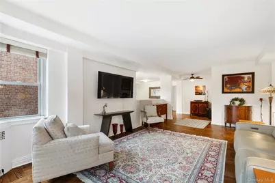 235 Garth Road #E2A, Scarsdale, NY 10583 - Photo 12