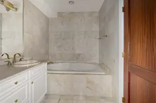 171 Great Neck Rd, Great Neck, NY 11021 - Photo 12