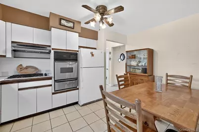 40 Aka 38 Grange Avenue, Yonkers, NY 10710 - Photo 8