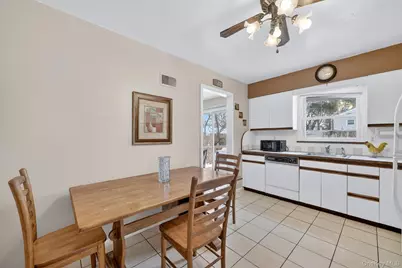 40 Aka 38 Grange Avenue, Yonkers, NY 10710 - Photo 4