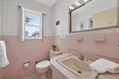 40 Aka 38 Grange Avenue, Yonkers, NY 10710 - Photo 14