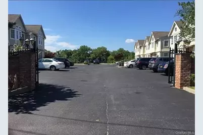 7809 Shore #7809, Port Washington, NY 11050 - Photo 4