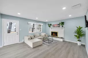 65 Federal Ln, Coram, NY 11727 - Photo 10