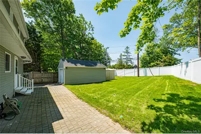 69 Allan Drive, East Norwich, NY 11732 - Photo 22