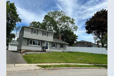 69 Allan Drive, East Norwich, NY 11732 - Photo 2