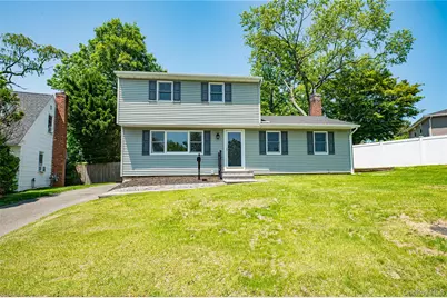 69 Allan Drive, East Norwich, NY 11732 - Photo 1