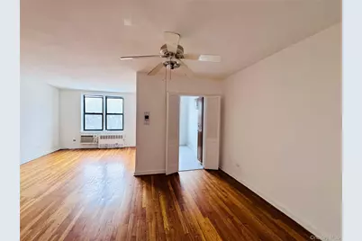 141-05 Pershing Crescent #202, Briarwood, NY 11432 - Photo 8