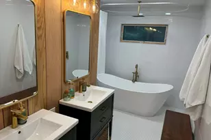 2 Meadowlark Ln, Huntington, NY 11743 - Photo 20