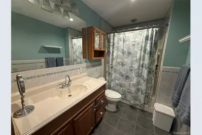 1604 Chelsea Cove S, Hopewell Junction, NY 12533 - Photo 10