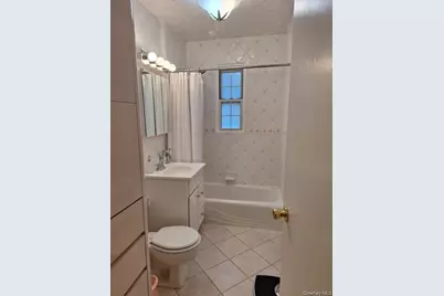 250 Central Avenue #E218, Lawrence, NY 11559 - Photo 14