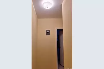 250 Central Avenue #E218, Lawrence, NY 11559 - Photo 6