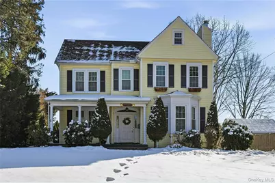 13 Walnut Street, Glen Head, NY 11545 - Photo 2